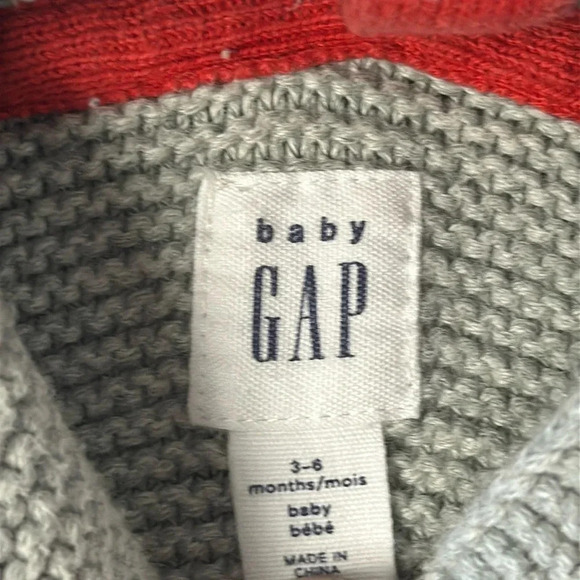 GAP - knit puppy sweater. 6-12 months - Picture 2 of 5